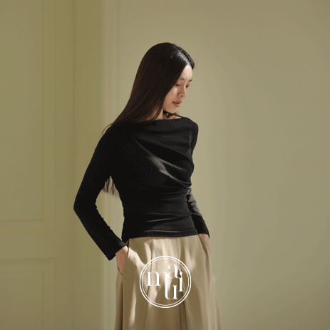 Draped Boat Neck T-shirt MM20