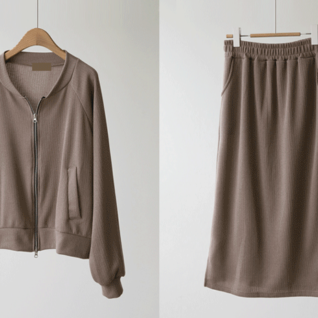 Jourdo Skirt Set U4546