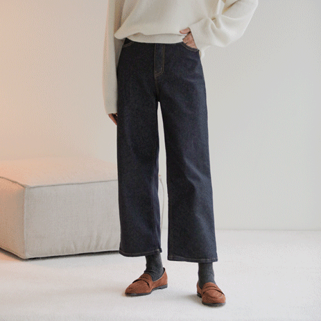 Even loose-fitting trousers P5997