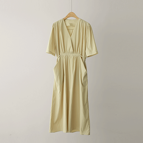 Cucotu V-neck One Piece D7555