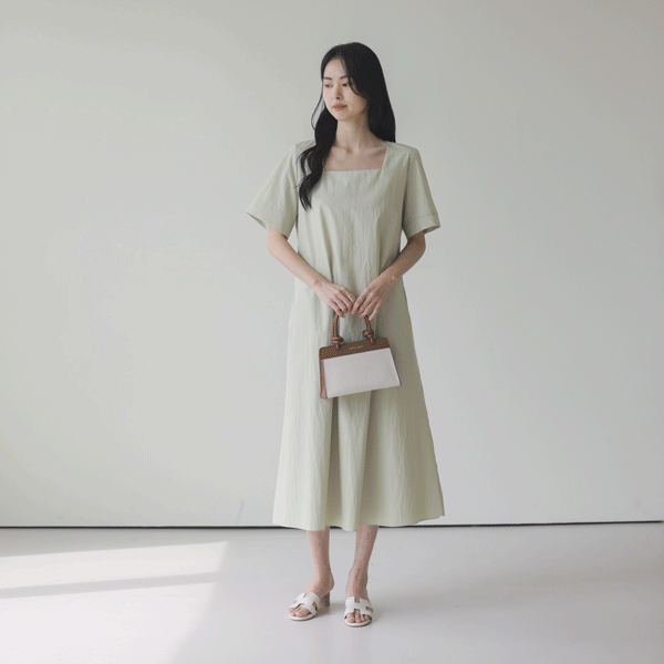 Bjodo Square Neck One Piece D7694