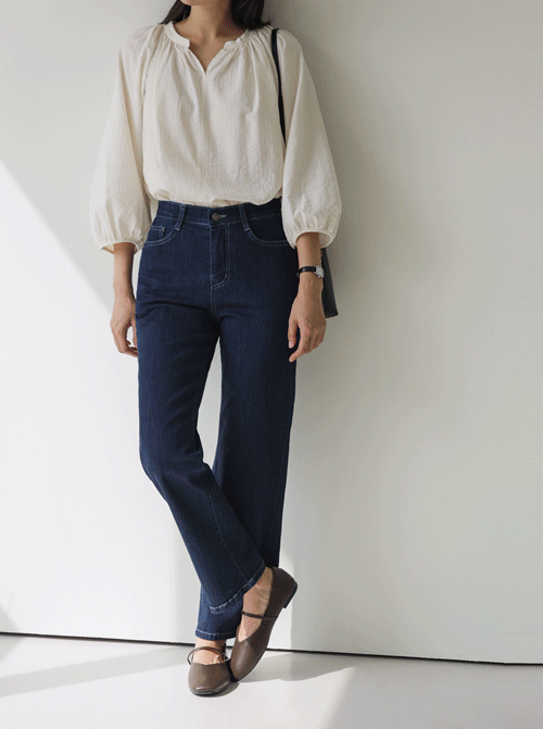 Whitchota Straight Pants P7109