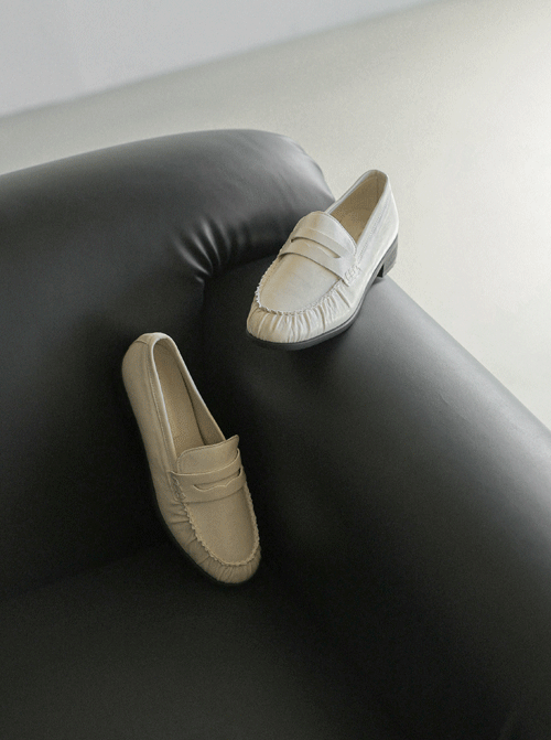 Kateen Wrinkles Loafers S1686