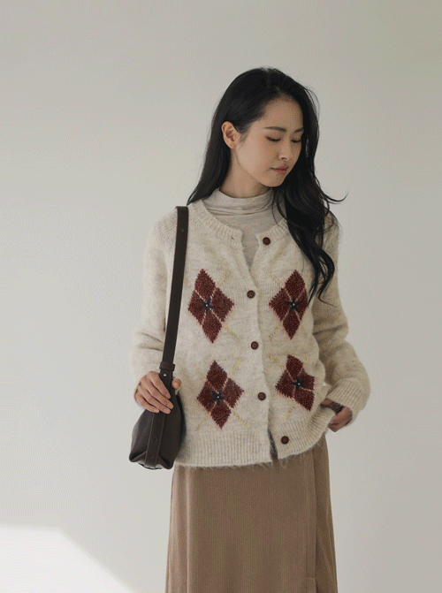 Cosmo Argyle Cardigan Z345
