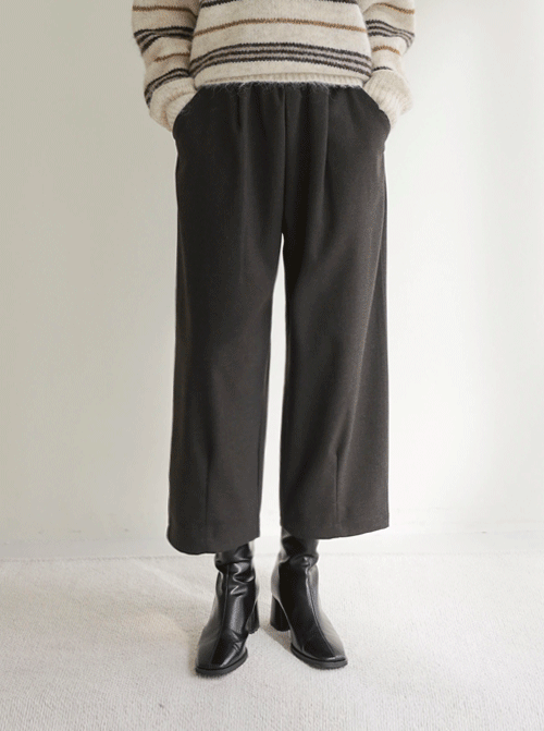 Soraben Loose Fit Pants P7172