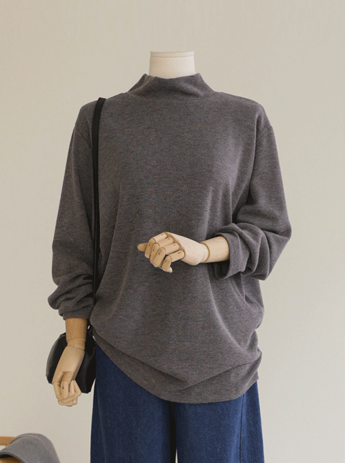 Lucian Banpola T-shirt T11010