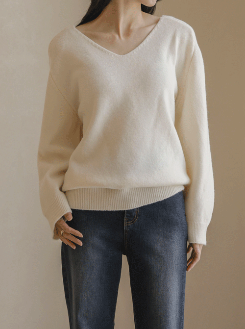 Zerdic V-neck Knit Z399
