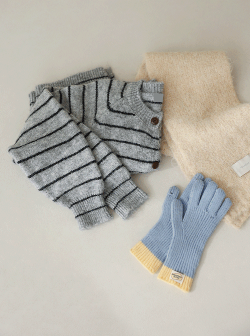 Supreme Dangara Wool Cardigan C2608