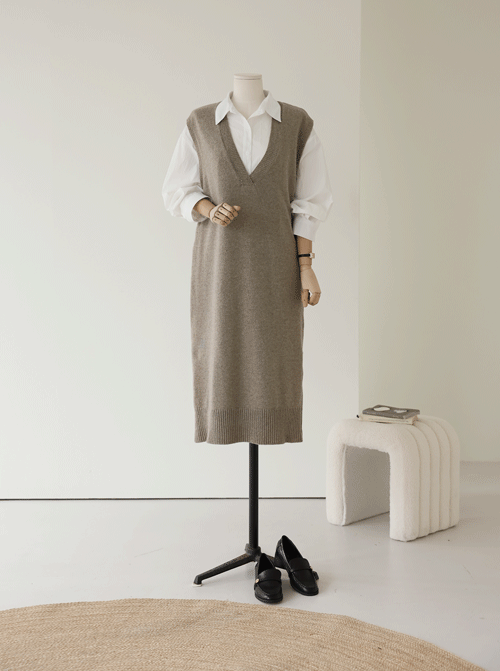 Sunnyel Wool Knit Long Vest K4273