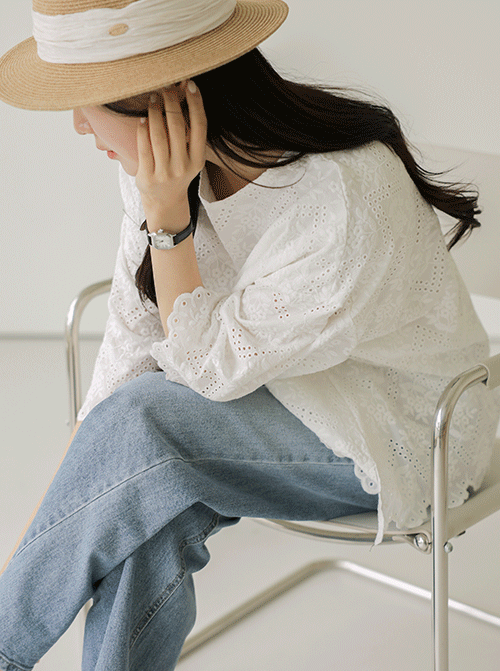 Nenocell Punched Embroidery Blouse T11982