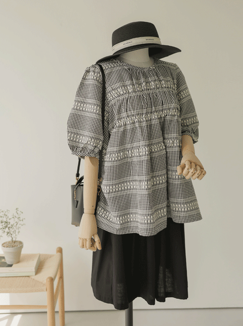 Kenas Check Blouse T12171