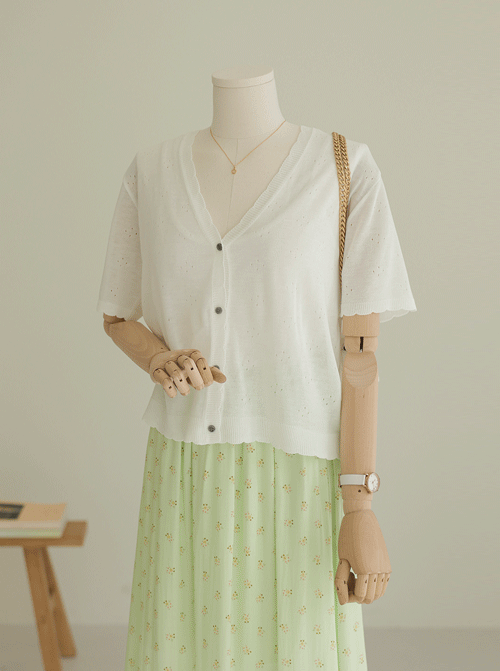 Sahobi V-neck Cardigan C2764