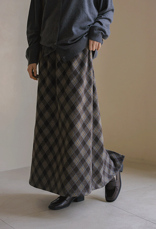 Jiparon Check Skirt Y183