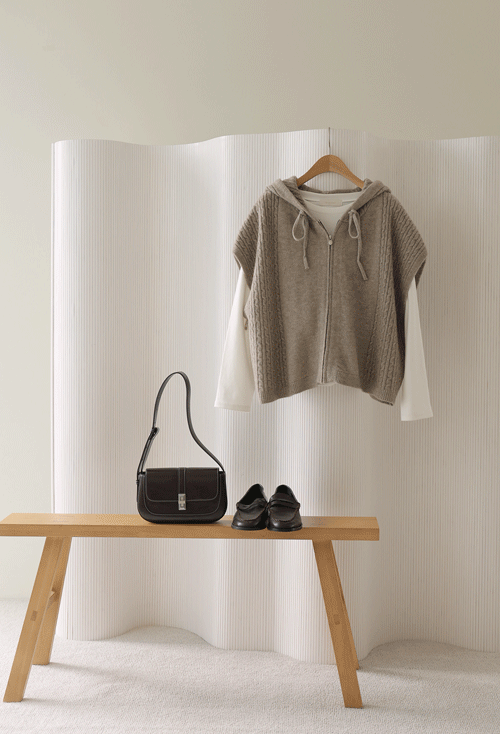 Rosir Hood Knit Vest U6448